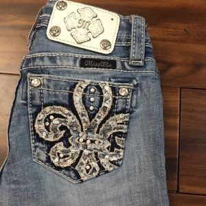 Girls size 7 Miss Me Capris